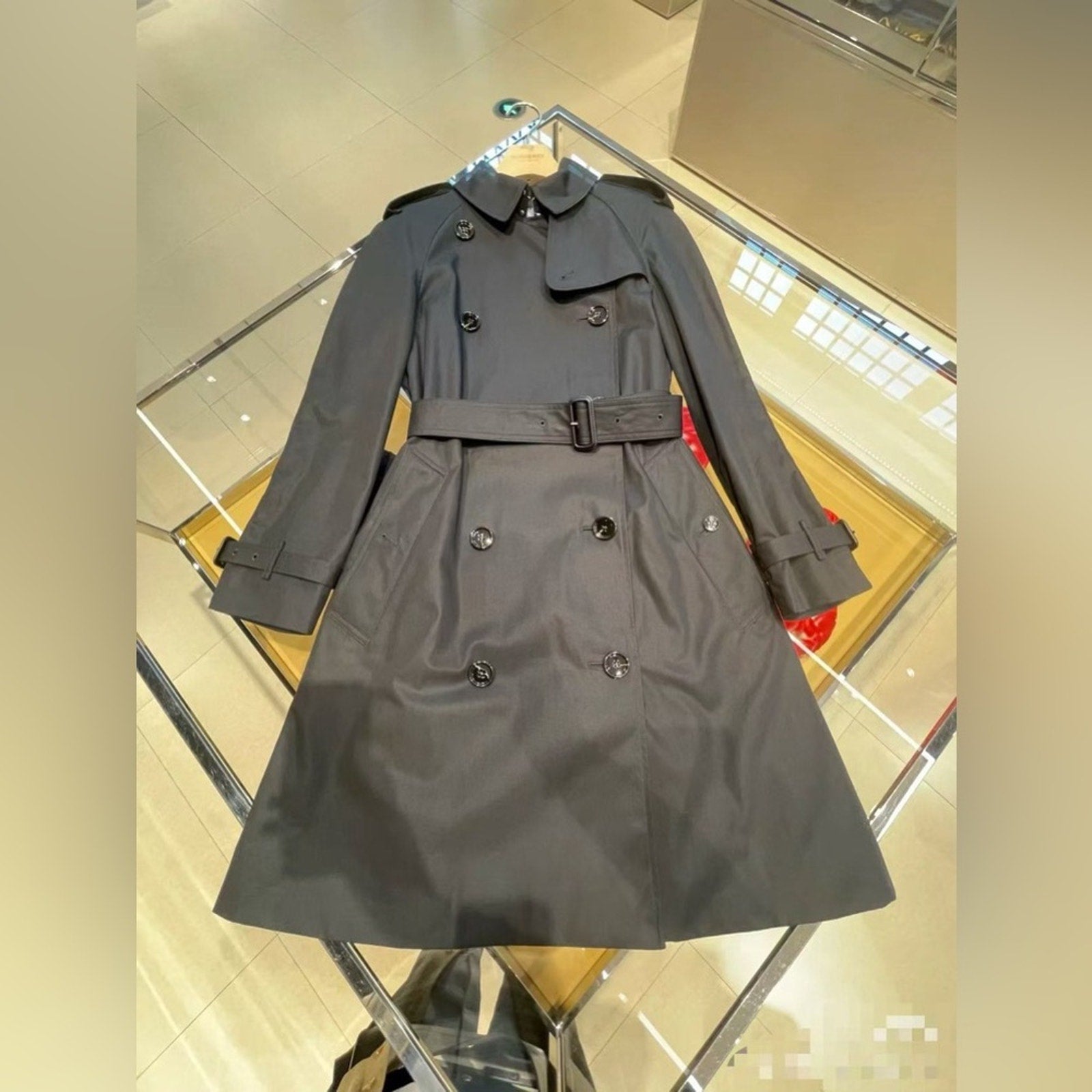 Burberry classic Hillington black Stylish Trench Coat