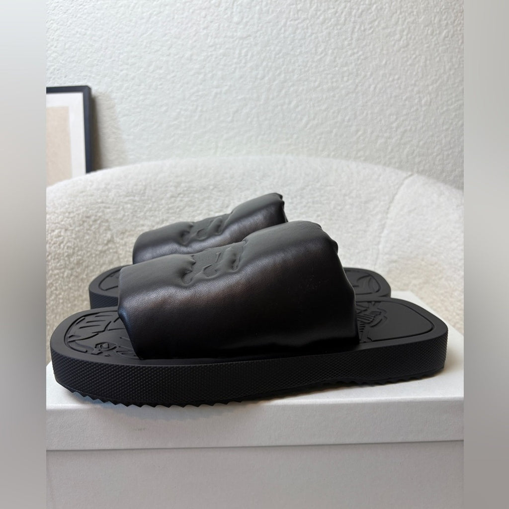Burberry women’s ekd lambskin leather slides