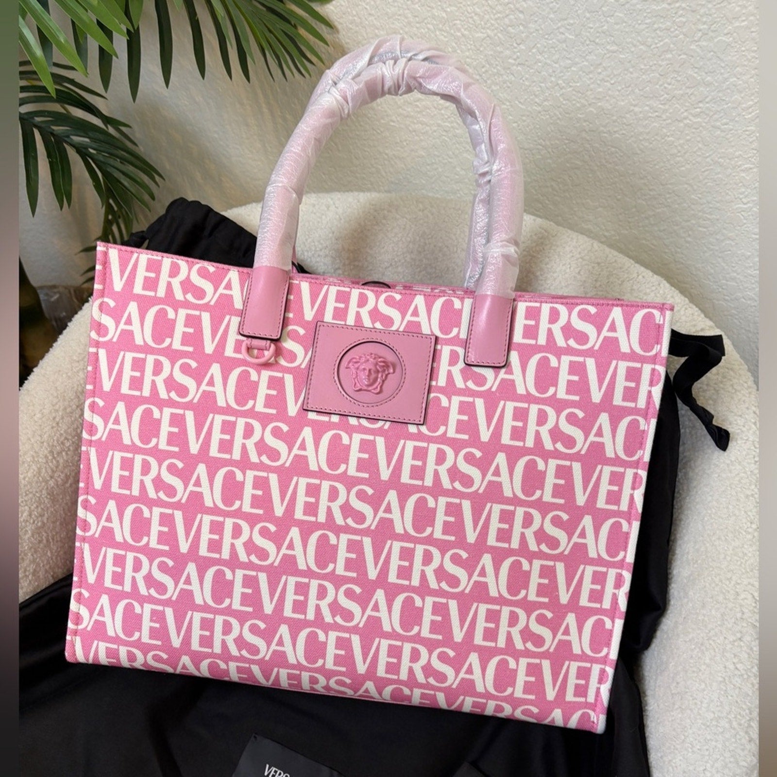 Versace All Over Logo Large Tote Bag pink