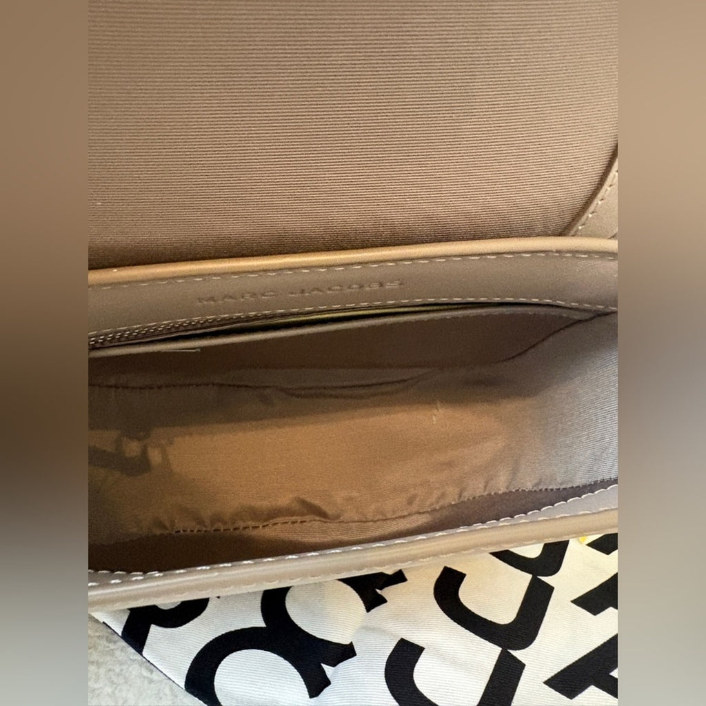 Marc Jacobs Covered J Marc Saddle Bag grey