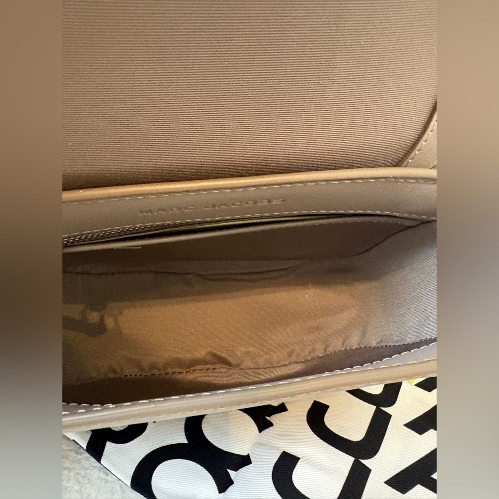 Marc Jacobs Covered J Marc Saddle Bag grey